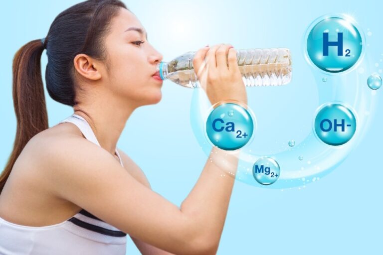 Cách uống nước đá an toàn và tốt cho sức khỏe