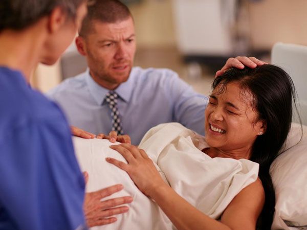 Những Trường Hợp Bà Bầu Không Nên Ăn Dứa